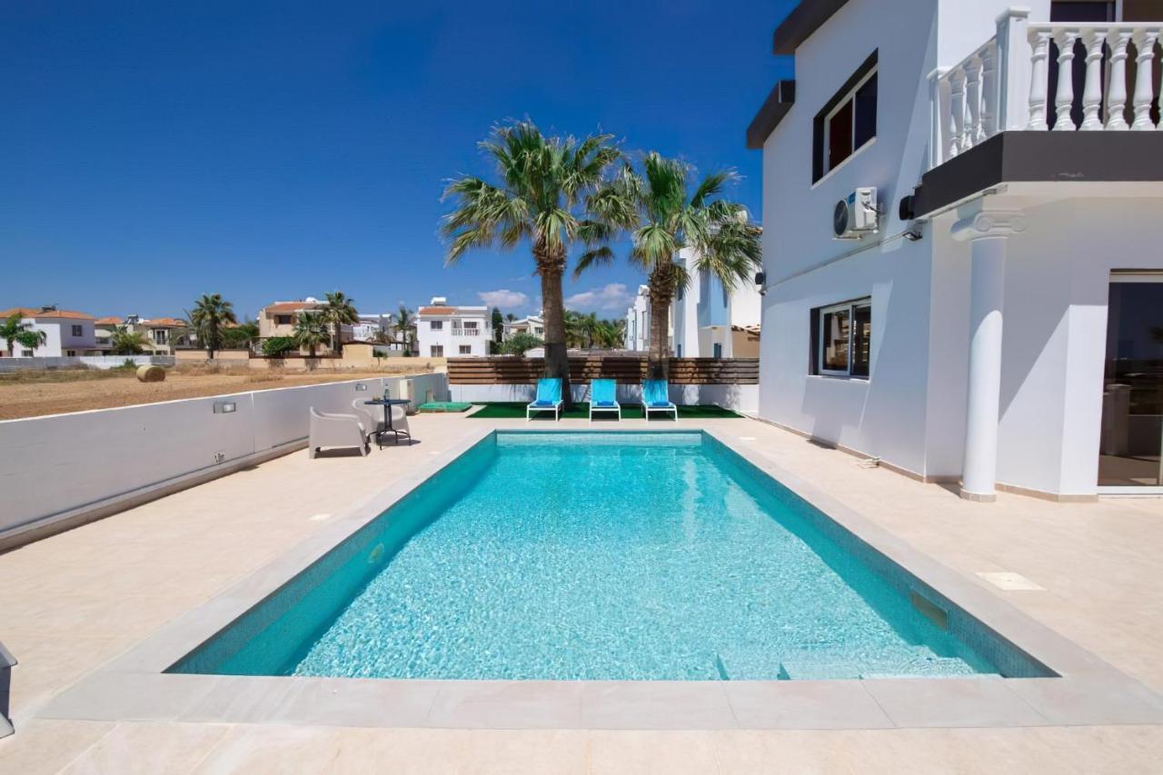 Villa Suncity Boutique Beachfront Agia Napa Exterior foto